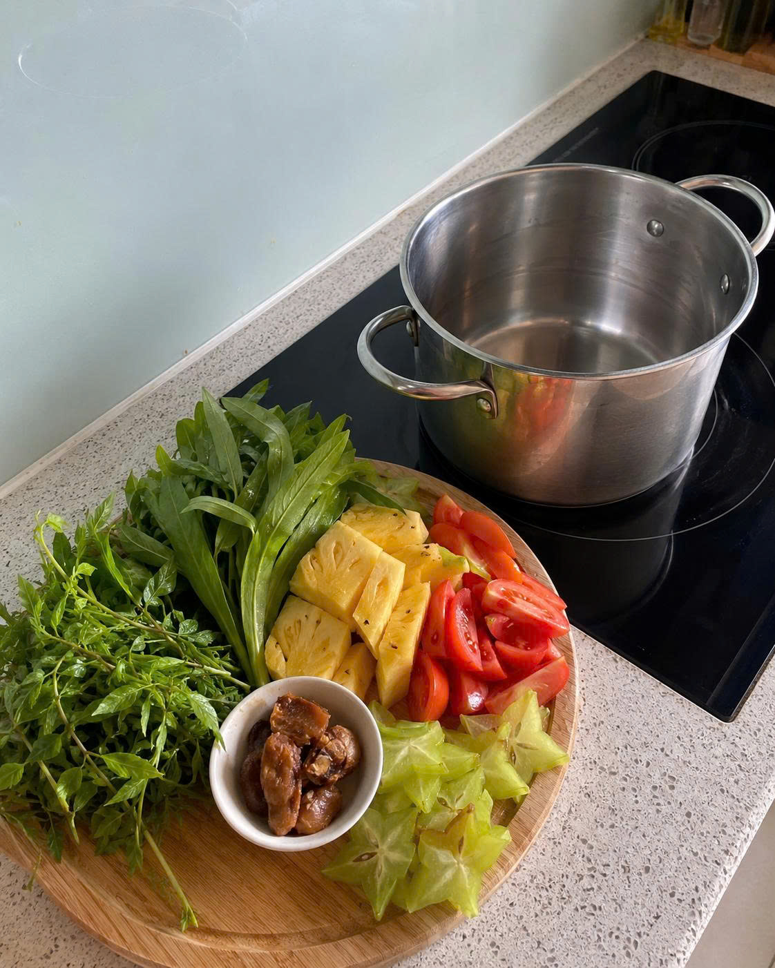 nguyên liệu tạo vị chua thanh cho canh chua